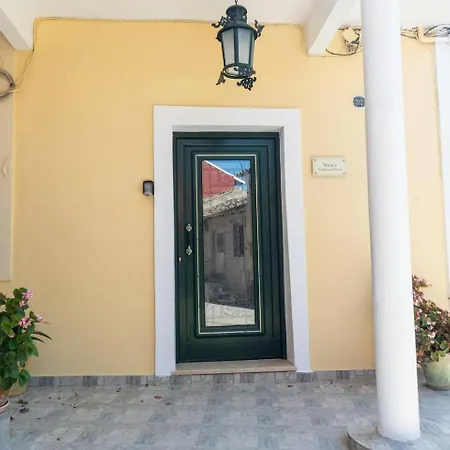 Nina's Traditional House By Estia Casa vacanze